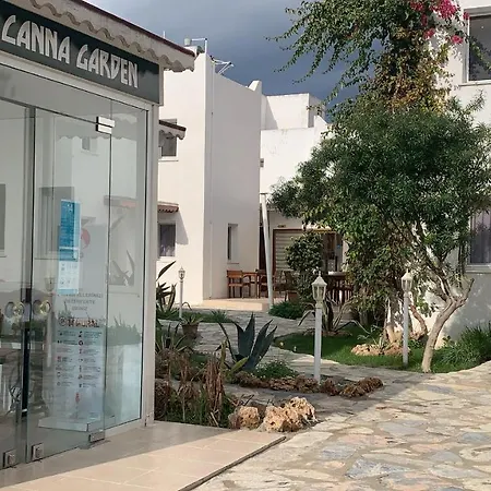 Canna Garden - Adult Only Hotel