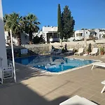 Canna Garden - Adult Only מלון