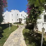 Canna Garden - Adult Only Otel