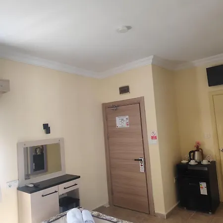 Hotel Canna Garden - Adult Only